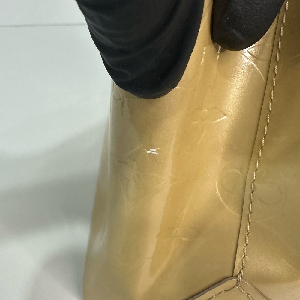 Authentic Louis Vuitton Vernis Reade PM Tote Bag - Picture 6 of 15